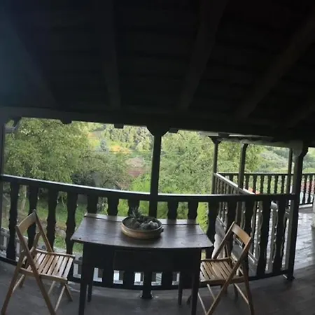 Os Queixeiros Rural House Ferienhaus Chantada